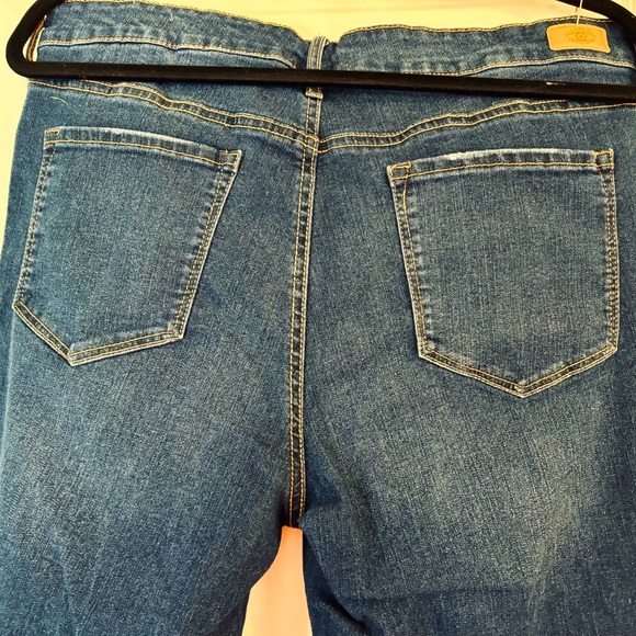 Denim Capris Length Jeans - Picture 5 of 7